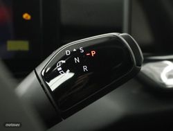 Volkswagen T-Roc 1.5 ETSI MHEV 110KW DSG R-LINE 5P - Miniatura 10