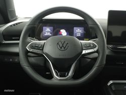 Volkswagen T-Roc 1.5 ETSI MHEV 110KW DSG R-LINE 5P - Miniatura 13