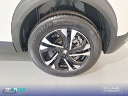 Peugeot 2008 Puretech 130 S&S BVM6 Allure - Miniatura 11