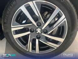 Peugeot 208 PureTech 73kW (100CV) EAT8 Allure Pack - Miniatura 11