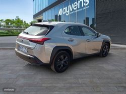 Lexus UX 2.0 250h Business - Miniatura 4