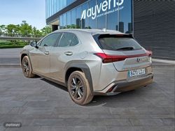 Lexus UX 2.0 250h Business - Miniatura 6