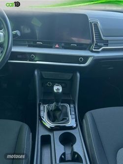 Kia Sportage 1.6 T-GDi MHEV 110kW (150CV) Drive 4x2 - Miniatura 12