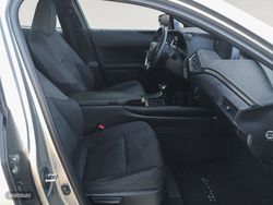 Lexus UX 250h Business 2WD 135 kW (184 CV) - Miniatura 12
