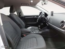 Audi A3 Attraction 1.6 TDI clean diesel 81 kW (110 CV) - Miniatura 13