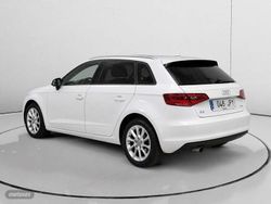 Audi A3 Attraction 1.6 TDI clean diesel 81 kW (110 CV) - Miniatura 5