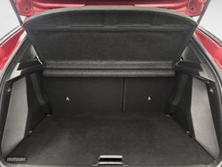 Peugeot 2008 PureTech 100 S&S Allure 75 kW (100 CV) - Miniatura 13