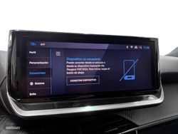 Peugeot 2008 PureTech 100 S&S Allure 75 kW (100 CV) - Miniatura 18