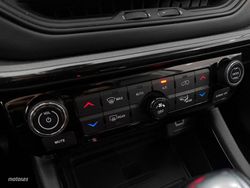 Jeep Compass 1.3 PHEV S AWD AT 177 kW (240 CV) - Miniatura 23