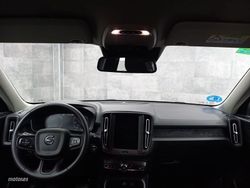 Volvo XC40 1.5 T4 Recharge PHEV Essential Auto - Miniatura 10