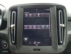 Volvo XC40 1.5 T4 Recharge PHEV Essential Auto - Miniatura 27