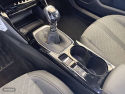 Peugeot 2008 Puretech 100 S&S 6 Vel. MAN Allure - Miniatura 15
