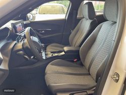 Peugeot 2008 Puretech 100 S&S 6 Vel. MAN Allure - Miniatura 9