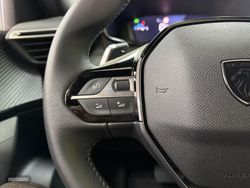 Peugeot 2008 Allure Hybrid 1.2 145CV eDCS6 MHEV - Miniatura 21