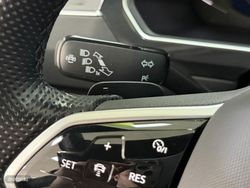 Volkswagen Tiguan R-Line 1.5 TSI 150CV DSG - Miniatura 24