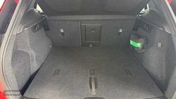 Volvo XC40 2.0 B3 CORE AUTO 5P - Miniatura 11