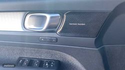 Volvo XC40 1.5 T5 RECHARGE PLUS BRIGHT DCT 5P - Miniatura 23