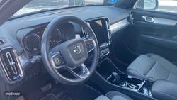 Volvo XC40 1.5 T5 RECHARGE PLUS BRIGHT DCT 5P - Miniatura 5