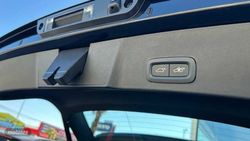 Volvo XC40 2.0 B3 MHEV CORE DCT 163 5P - Miniatura 28