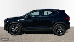 Volvo XC40 2.0 B3 MHEV CORE DCT 163 5P - Miniatura 3
