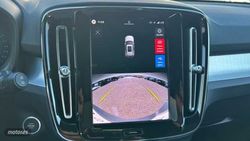 Volvo XC40 2.0 B3 MHEV CORE DCT 163 5P - Miniatura 17