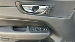 Volvo XC 60 2.0 D B4 INSCRIPTION AUTO 197 5P - Miniatura 27