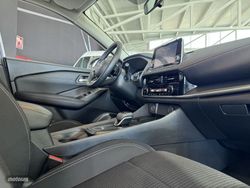 Nissan Qashqai DIG-T (158CV) mHEV CVT Acenta - Miniatura 18