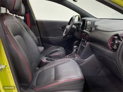 Hyundai Kona KONA TGDI 1.6 176CV 4X4 DT STYLE SKY - Miniatura 13