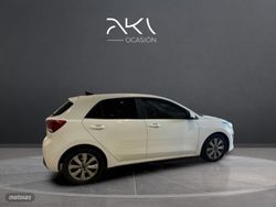 Kia Rio 1.0 MHEV iMT Drive 100CV - Miniatura 4