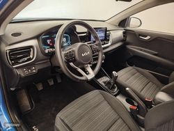 Kia Stonic 1.0 T-GDi MHEV 100CV Drive - Miniatura 3