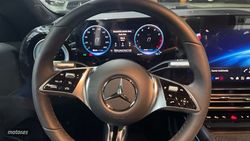 Mercedes Clase CLA 180 con tecnología híbrida - Miniatura 9