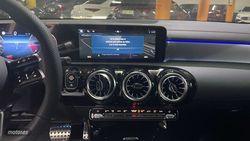 Mercedes Clase CLA 200 d Coupé - Miniatura 9