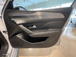 Peugeot 308 5P Eléctrico 115kW (156CV) 54kWh GT - Miniatura 20