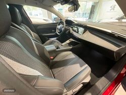 Peugeot 308 5P PureTech 130 S&S EAT8 Allure - Miniatura 18