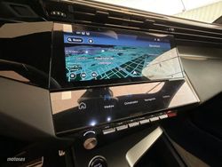 Peugeot E-408 Eléctrico 210CV GT - Miniatura 15