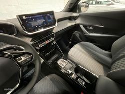Peugeot 2008 Hybrid 145 eDCS6 Allure - Miniatura 13