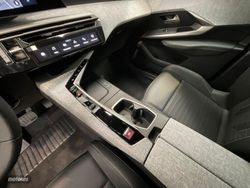 Peugeot 3008 1.2 107KW (145CV) eDCS6. Allure Exclusive - Miniatura 14
