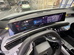 Peugeot 5008 Plug-in Hybrid 1.6 143KW e-DCS7 GT - Miniatura 13