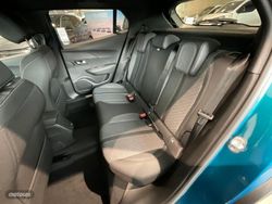 Peugeot 2008 Hybrid 145 eDCS6 Allure - Miniatura 11