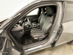 Peugeot 2008 Hybrid 145 eDCS6 GT Exclusive - Miniatura 10