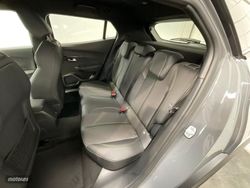 Peugeot 2008 Hybrid 145 eDCS6 GT Exclusive - Miniatura 20