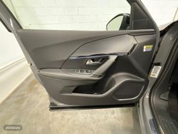 Peugeot 2008 Hybrid 145 eDCS6 GT Exclusive - Miniatura 9