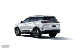 EBRO S700 1.6 TGDI Comfort 7 DCT - Miniatura 4