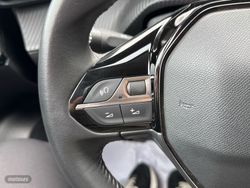 Peugeot 2008 PureTech 130 S&S Allure Pack 96 kW (130 CV) - Miniatura 20
