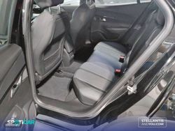 Peugeot 2008 Puretech 130 S&S 6 Vel. MAN GT - Miniatura 9