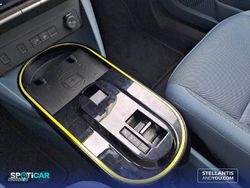 Fiat Grande Panda E 44kWh 83kW (113cv) La Prima - Miniatura 14