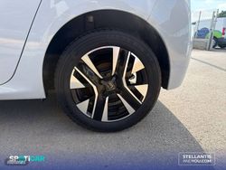 Peugeot 208 Gasolina 100 S&S 6 Vel. MAN Allure - Miniatura 11