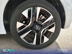Peugeot 208 Gasolina 100 S&S 6 Vel. MAN Allure - Miniatura 11