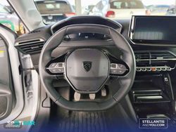 Peugeot 208 Gasolina 100 S&S 6 Vel. MAN Allure - Miniatura 17