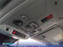 Peugeot 208 Gasolina 100 S&S 6 Vel. MAN Allure - Miniatura 23